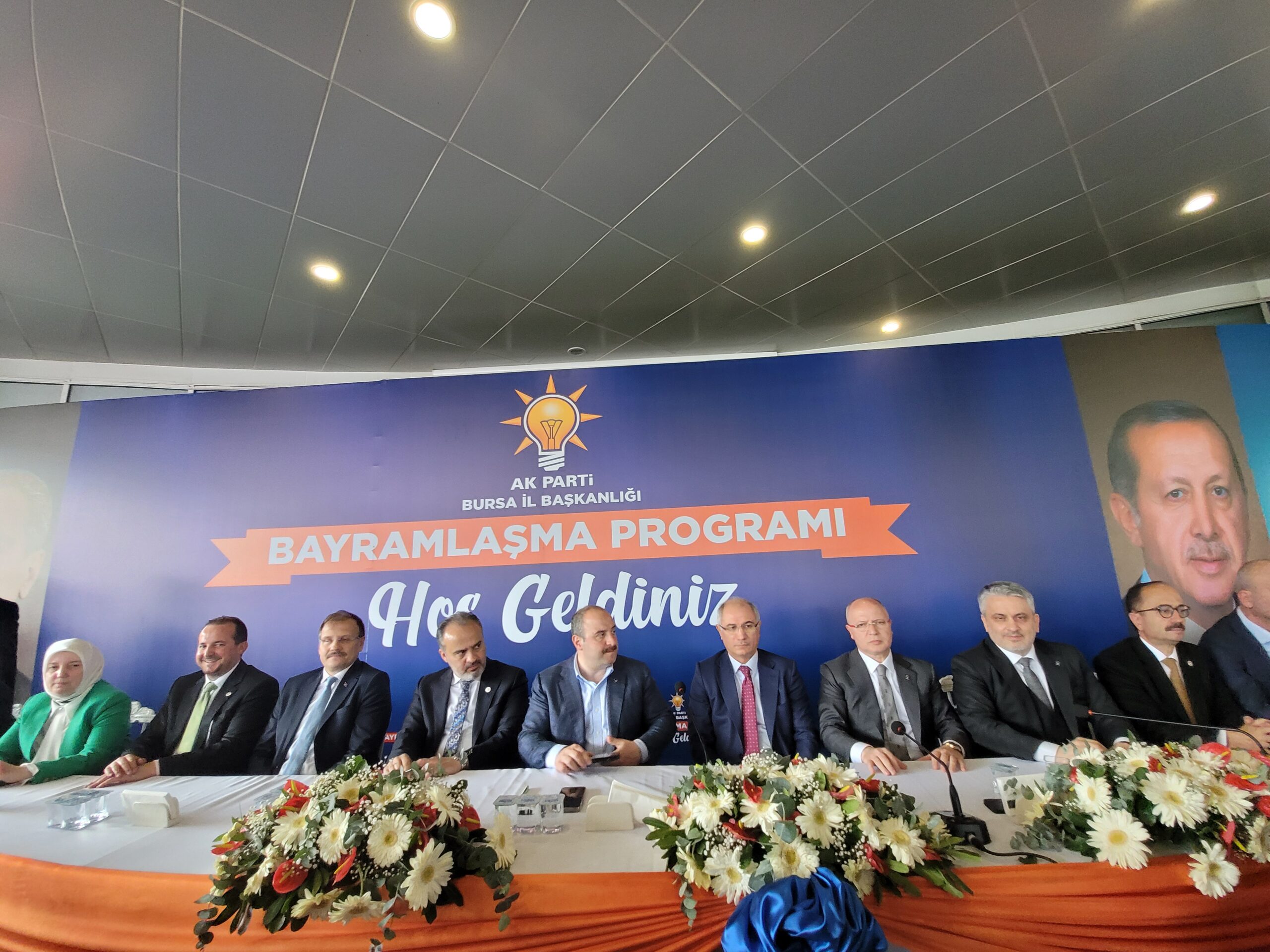 AK Parti Bursa İl Başkanlığı Bayram programında buluştu