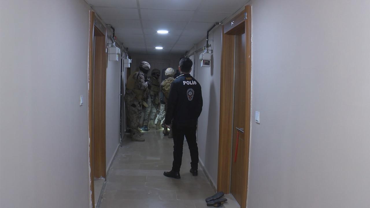 18 ilde eş zamanlı operasyonda 153 gözaltı!