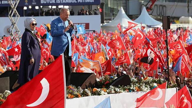 Büyük İstanbul Mitingi dünya manşetlerinde
