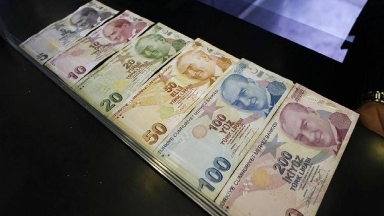 AK Parti'den yeni adım: Her eve en az bir maaş!