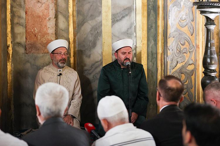 Ayasofya-i Kebir Cami-i Şerifi'nin ibadete açılmasının üçüncü yıl dönümü