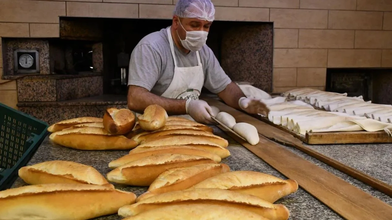 İstanbul'da ekmek ve simide zam