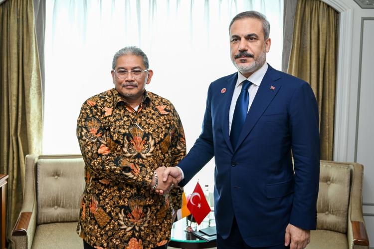 Hakan Fidan'ın kıyafet tercihi gündem oldu