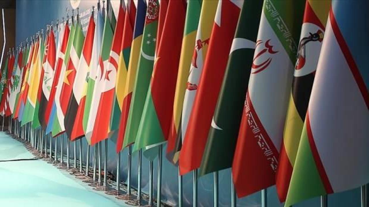 İİT'den Kur’an-ı Kerim’in yakılması sonrası olağanüstü toplantı kararı!