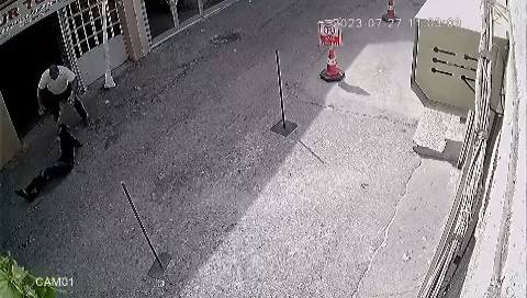 Sokağı ringe çevirdi!