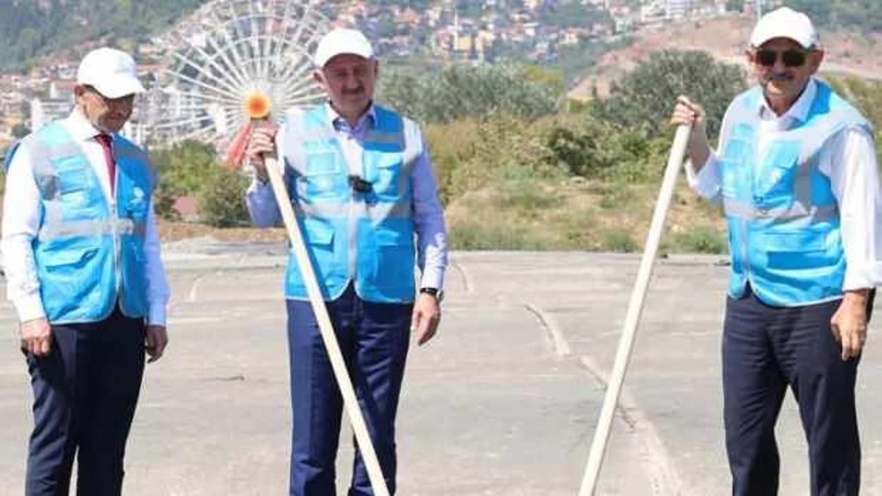 Bakan Özhaseki: Körfez'den 33 milyon metreküp çamur çıkartacağız