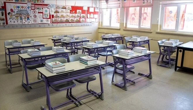 Milli Eğitim Bakanlığı'ndan özel okullara ders kitabı zorunluluğu