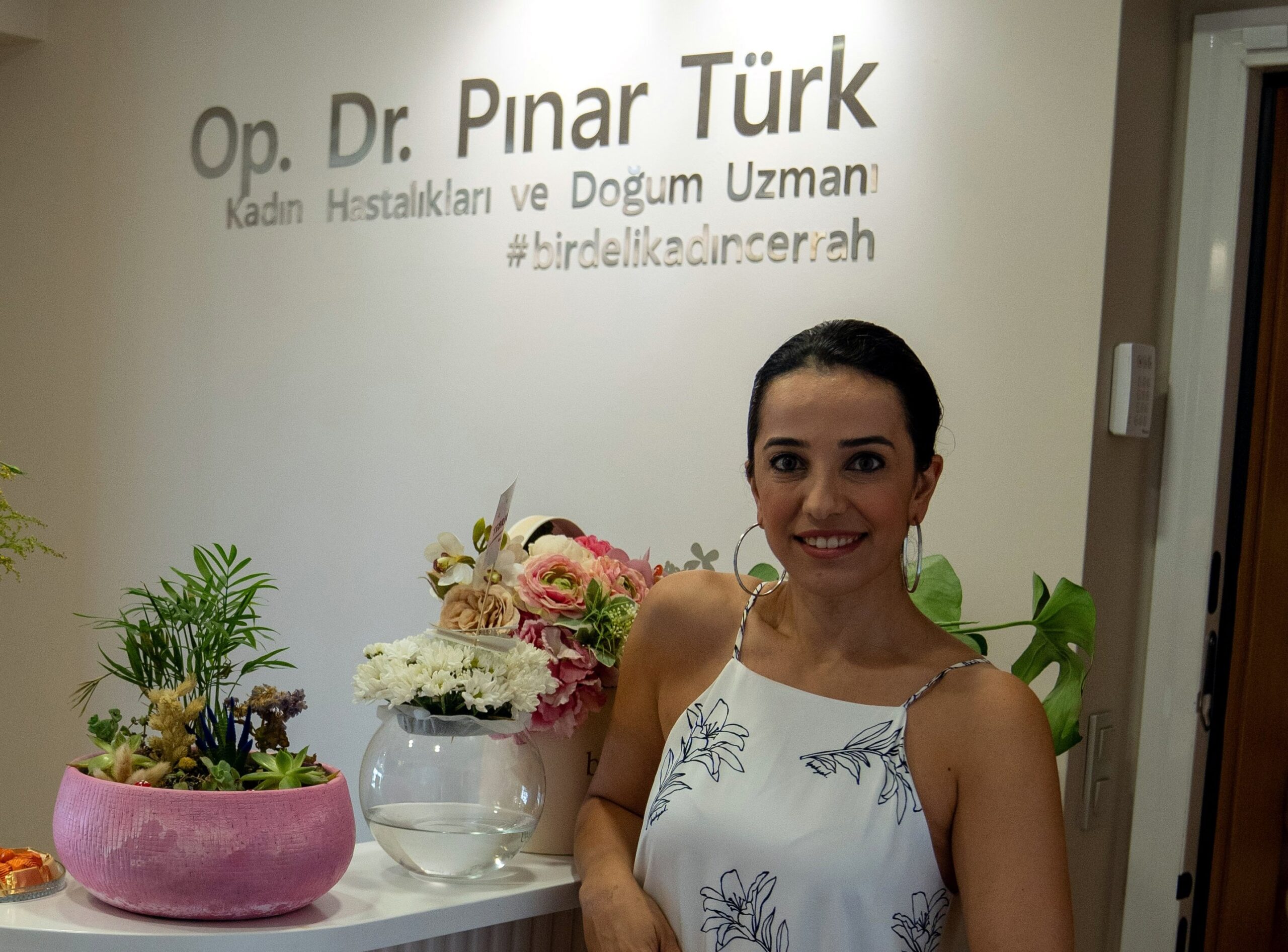 Op. Dr. Pınar Türk'ten şık davet