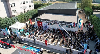 Çınarönü Kapalı Spor Salonu hizmete girdi