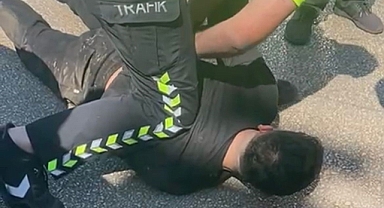 Yayaya çarparak kaçmaya çalıştı, alkollü olduğu sonradan öğrenildi
