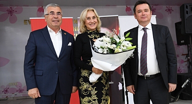 Başkan Aydın muhtarların gününü kutladı