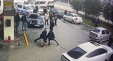 Akaryakıt İstasyonunda Gaz Hortumu Tartışması Kanlı Bitti: 7 Yaralı