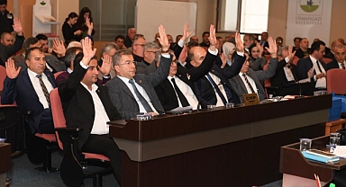 Başkan Aydın'dan vakıflara ‘Şadırvanlı Han' tepkisi