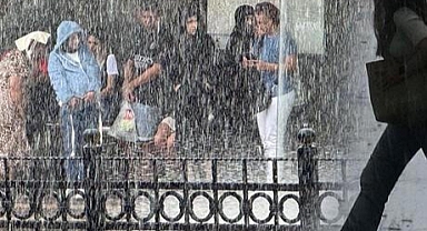 Bazı İllerde Sağanak Yağış Başladı: Meteoroloji ve AKOM'dan Uyarı Geldi