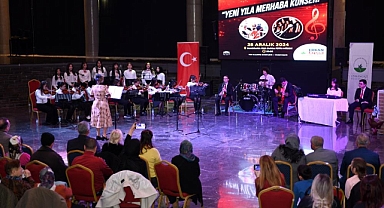 Gençlik orkestrası ve korosundan muhteşem yeni yıl konseri