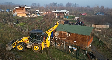 Kaçak Yapılar Bir Bir Ortadan Kaldırılıyor
