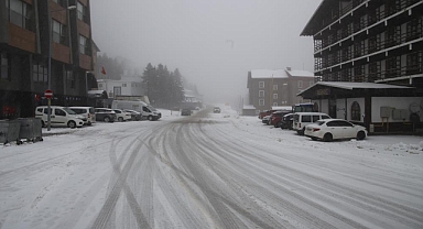 Uludağ beyaza büründü