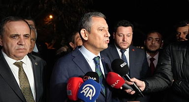 CHP Genel Başkanı Özel'den otel yangınında yakınlarını kaybeden iki aileye ziyaret