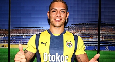 Fenerbahçe, Diego Carlos'la sözleşme imzaladı