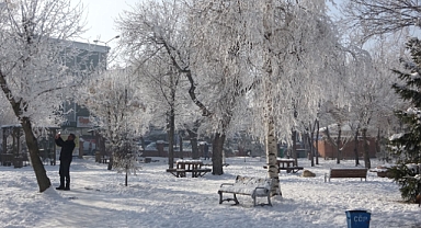 Göle Eksi 25'i Gördü