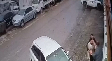 Hiç tanımadığı kişi tarafından bıçakland