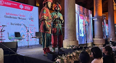 Bakan Ersoy, düzenlenen iftar programına katıldı