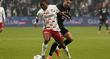 Beşiktaş, evinde yıkıldı! Kartal, 3.'lük yarışında yara aldı