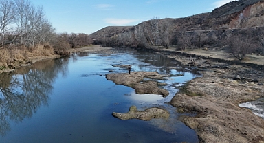 Türkiye’nin en uzun nehri kuruyor: Su seviyesi kritik noktada