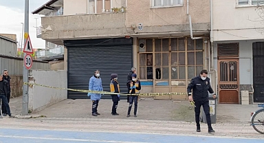 Yaşlı adam evinde ölü bulundu