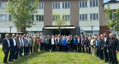 Nilüfer’de muhtarlar ile AK Parti Nilüfer teşkilatı bir araya geldi