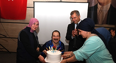 Okuma aşkı engel tanımadı