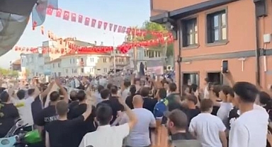 Bursaspor taraftarlarından Mudanya Belediye Başkanı'na tepki