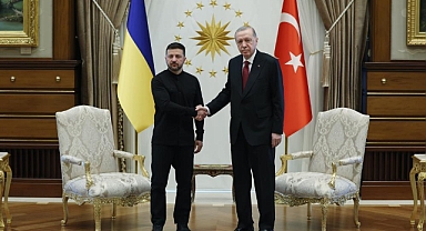 Cumhurbaşkanı Erdoğan, Ukrayna Cumhurbaşkanı Volodimir Zelenskiy ile bir araya geldi