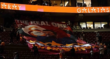 Galatasaray şampiyonluğu taraftarı önünde kutladı