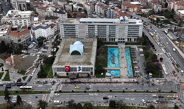 İBB’ye yönelik yolsuzluk soruşturmasında 22 şüpheliye gözaltı kararı