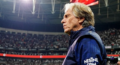 Jose Mourinho da Jorge Jesus gibi şampiyonluğu derbilerde kaybetti
