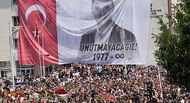 Binlerce Manisalı, Ferdi Başkanlarını gözyaşlarıyla uğurladı