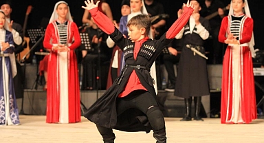 Bursa'da Çerkes şöleni nefes kesti