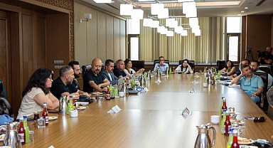 Büyükşehir’den meslek odalarına ‘Atatürk Spor Salonu’ bilgilendirmesi