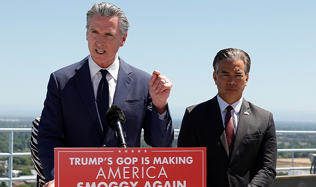California Valisi Newsom: 