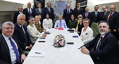 Cumhurbaşkanı Erdoğan, Lahey ziyareti dönüşü gazetecilerin sorularını cevapladı