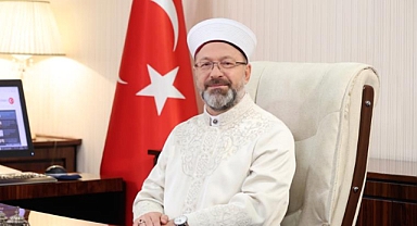 Diyanet İşleri Başkanı Prof. Dr. Ali Erbaş Arafat’ta vakfe duası yaptı