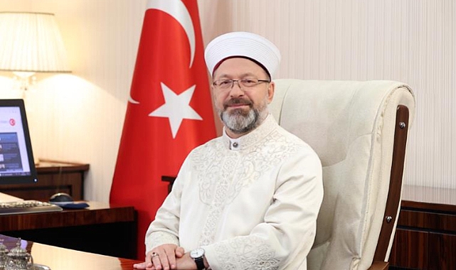 Diyanet İşleri Başkanı Prof. Dr. Ali Erbaş Arafat’ta vakfe duası yaptı
