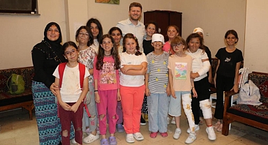 Gazze'nin çocukları sahnede