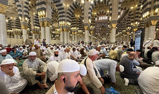 Hacılar Ravda-ı Mutahhara'ya koştular