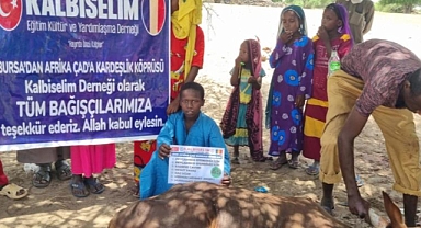 Kalbiselim Derneği Afrika’da yetimlerin yüzünü güldürdü