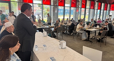 Osmangazi Belediyesi’nden Ferdi Zeyrek anısına yemek ikramı