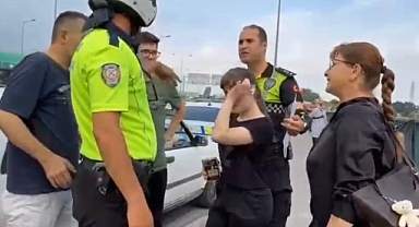 Sınava giderken araçları arızalandı, gözyaşlarına boğuldu