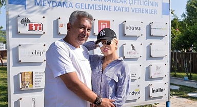 Süperstar Ajda'dan Bursa'da barınak ziyareti