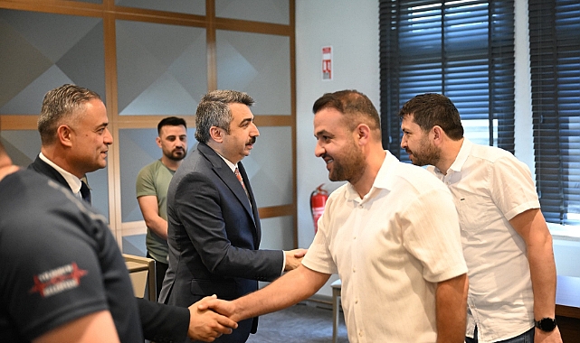 Yıldırım Belediye Başkanı Oktay Yılmaz Kurban Bayramı Öncesi Belediye Personeli ve İlçe Protokolü ile Bayramlaştı